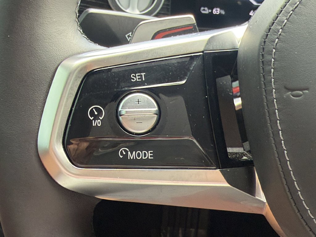Used 2025 BMW i7 eDrive50 w/ M Sport Package RWD image 24