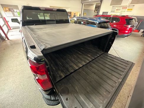 Used 2019 Chevrolet Silverado 1500 LT Trail Boss image 9