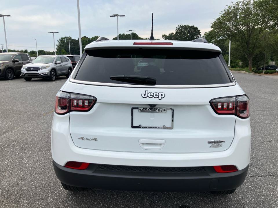 Used 2025 Jeep Compass Latitude AWD/4WD image 18