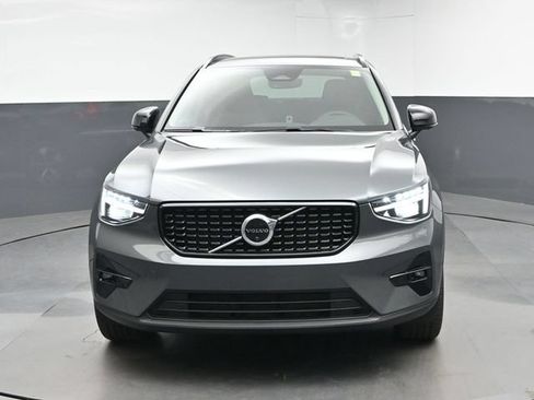 New 2026 Volvo XC40 B5 Plus w/ Climate Package AWD/4WD image 3