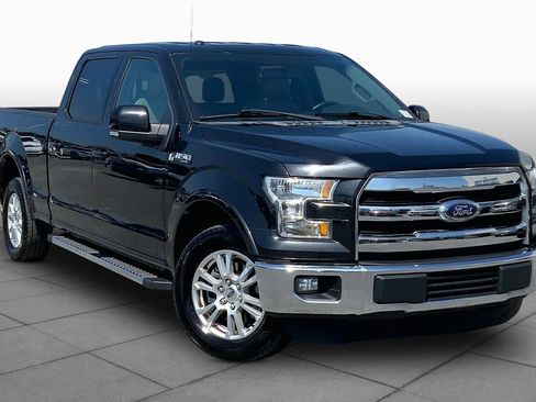 Used 2015 Ford F150 Lariat w/ Trailer Tow Package RWD image 2