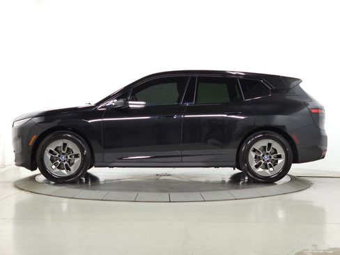 Used 2022 BMW iX xDrive50 AWD/4WD image 6