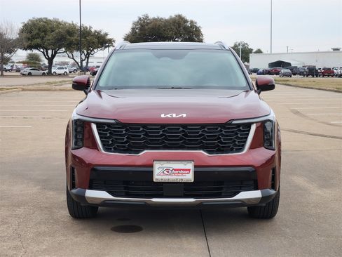 Used 2025 Kia Sorento S w/ Panoramic Sunroof Package image 4