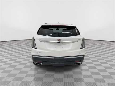 Certified 2025 Cadillac XT5 Sportv w/ Technology Package image 9