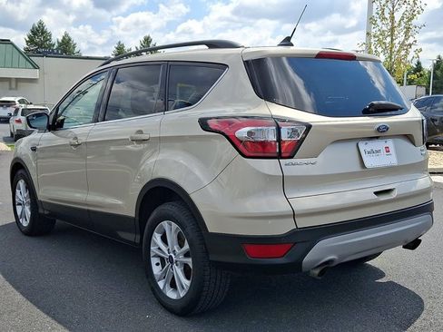 Used 2018 Ford Escape SEL AWD/4WD image 4
