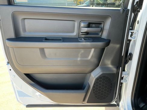 New 2026 RAM 2500 Tradesman w/ Chrome Appearance Group image 18