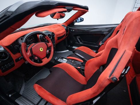 Used 2009 Ferrari F430 Scuderia RWD image 2