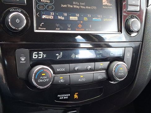 Certified 2022 Nissan Rogue Sport SV w/ Technology Package AWD/4WD image 15