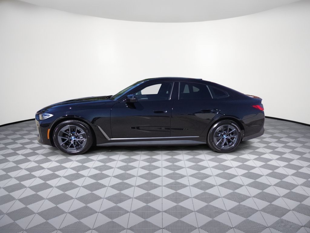 Used 2023 BMW i4 eDrive35 RWD image 2