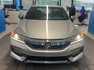 Used 2017 Honda Accord Sport Special Edition video 2