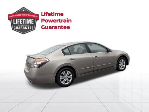 Used 2011 Nissan Altima 2.5 S w/ Special Edition Pkg FWD image 6