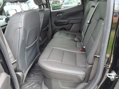 Used 2023 Chevrolet Colorado LT w/ LT Convenience Package III AWD/4WD image 11