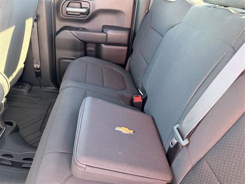 Used 2020 Chevrolet Silverado 1500 Custom w/ Custom Value Package image 17