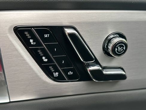 New 2026 Cadillac Vistiq Sport image 23