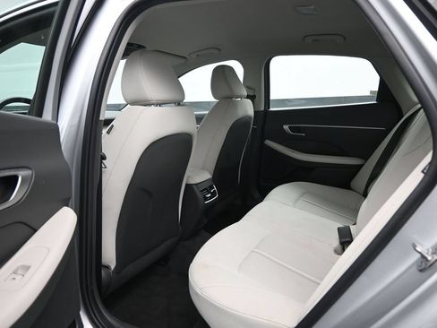 Used 2025 Hyundai Sonata SEL FWD image 25