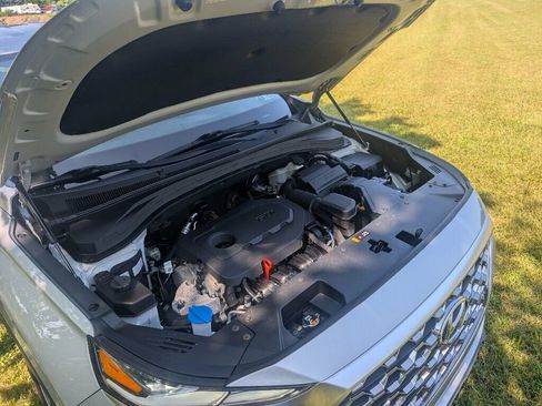 Used 2020 Hyundai Santa Fe SEL w/ Convenience Package image 41