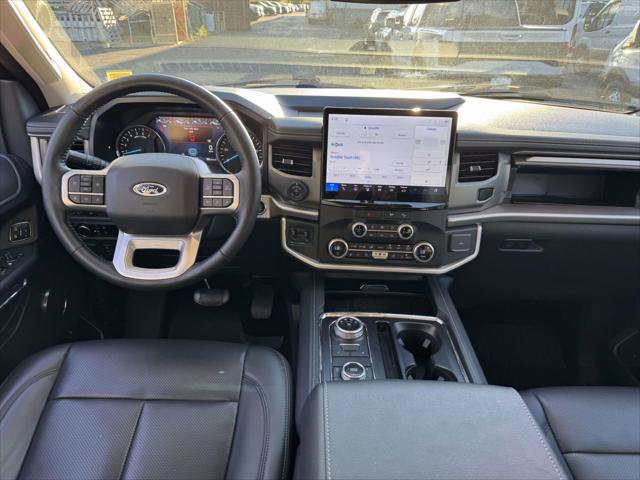 Used 2023 Ford Expedition Max XLT AWD/4WD image 17