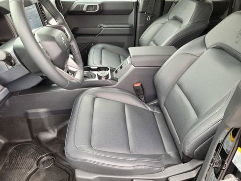 New 2026 Ford Bronco Badlands image 15