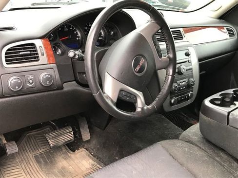 Used 2014 GMC Yukon SLE AWD/4WD image 4