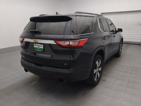 Used 2020 Chevrolet Traverse LT w/ LT Premium Package FWD image 9