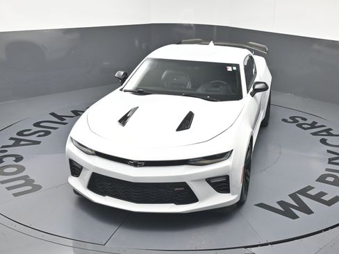 Used 2018 Chevrolet Camaro SS w/ Redline Edition RWD image 30