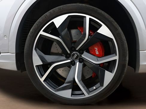 Used 2021 Audi RS Q8 w/ Carbon Optic Package image 26