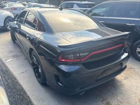 Used 2018 Dodge Charger R/T Scat Pack image 7