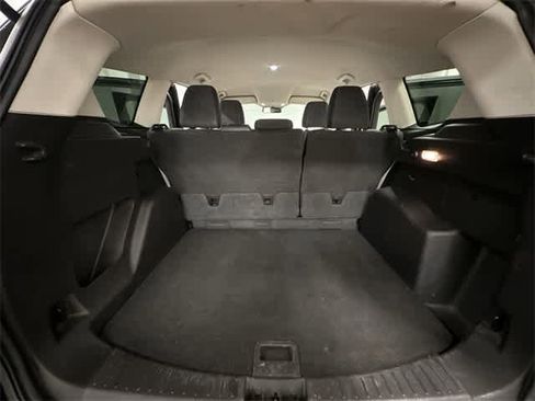 Used 2017 Ford Escape SE image 16