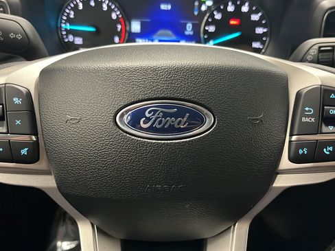 Used 2024 Ford Explorer XLT w/ Equipment Group 202A AWD/4WD image 16