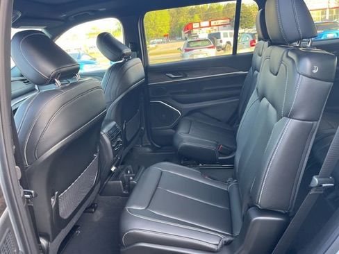 New 2026 Jeep Grand Cherokee L Limited AWD/4WD image 13