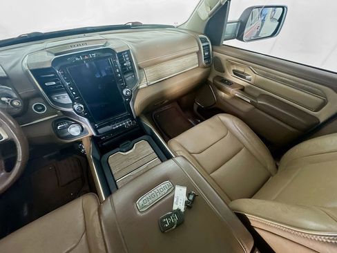 Used 2019 RAM 1500 Limited image 11