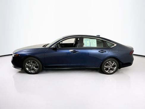 Used 2023 Honda Accord EX image 8