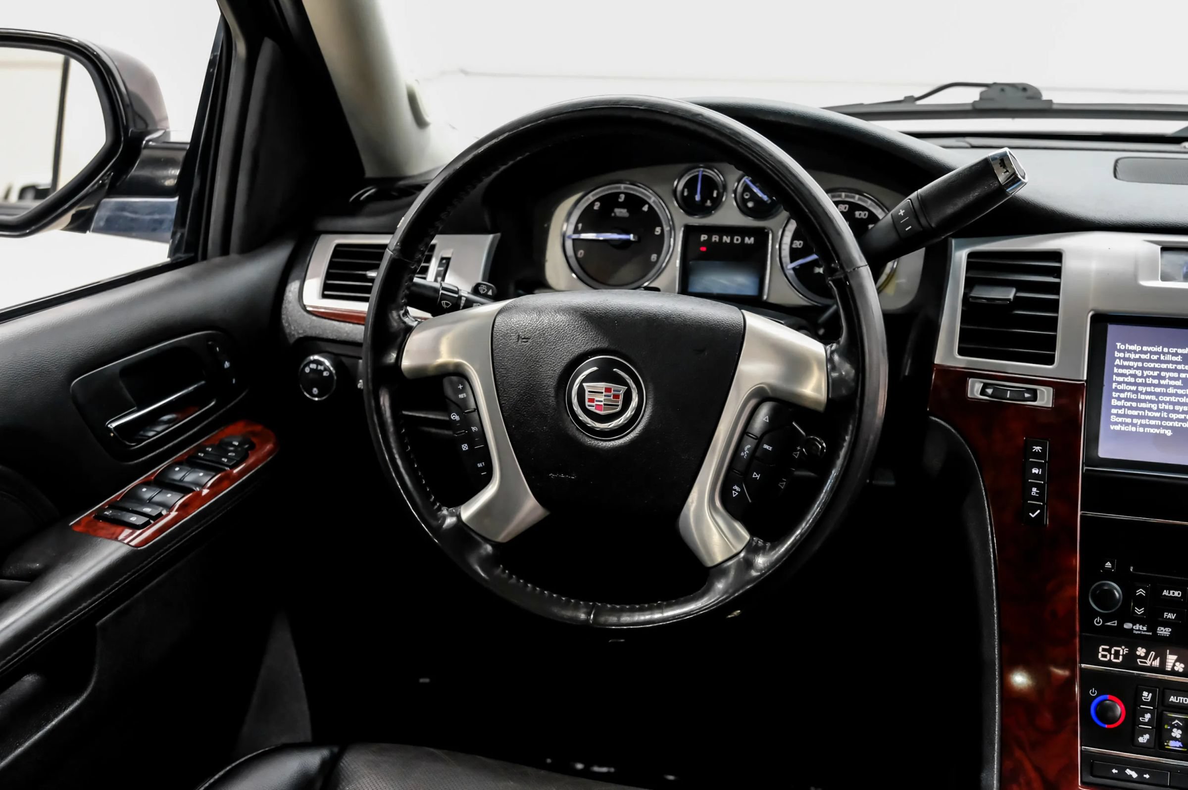 Used 2012 Cadillac Escalade EXT Premium AWD/4WD image 17