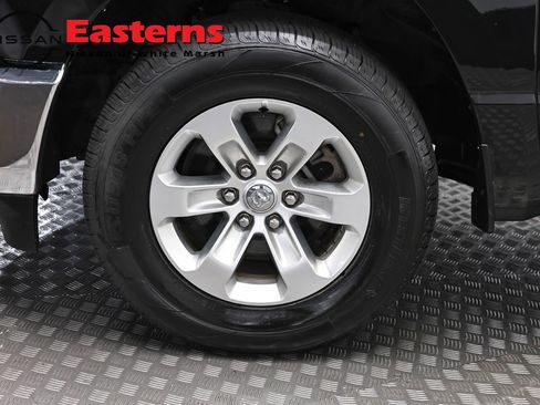 Used 2024 RAM 1500 Laramie RWD image 31