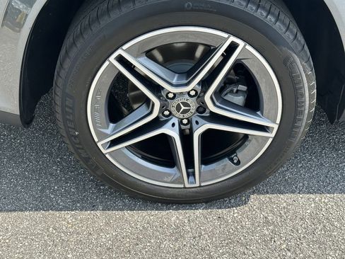 Certified 2025 Mercedes-Benz GLS 450 4MATIC image 20