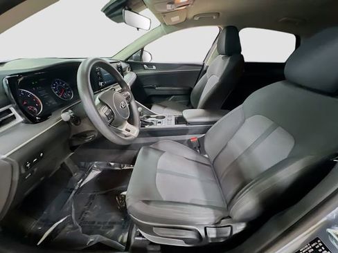 Used 2021 Kia K5 LXS image 19