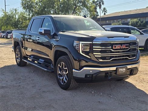 New 2026 GMC Sierra 1500 SLT image 3