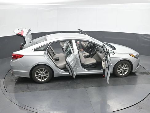 Used 2017 Hyundai Sonata SE FWD image 47