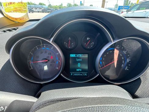 Used 2015 Chevrolet Cruze LT FWD image 21