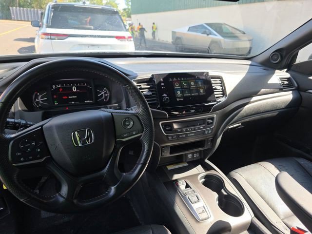 Used 2022 Honda Passport TrailSport image 9