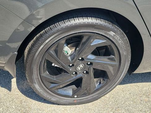 New 2026 Hyundai Elantra SEL Sport FWD image 29