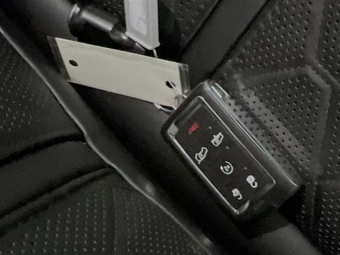 Used 2024 Jeep Grand Wagoneer Series III w/ Quick Order Packagew 28T image 36