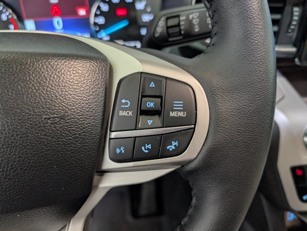 Used 2024 Ford Explorer XLT w/ Equipment Group 202A AWD/4WD image 20