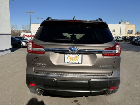 Used 2021 Subaru Ascent Limited w/ Popular Package #2 image 5