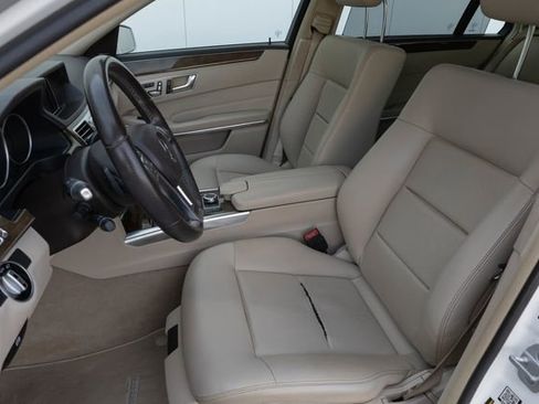 Used 2016 Mercedes-Benz E 350 4MATIC Wagon image 15