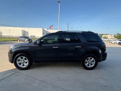 Used 2015 GMC Acadia SLE FWD image 4