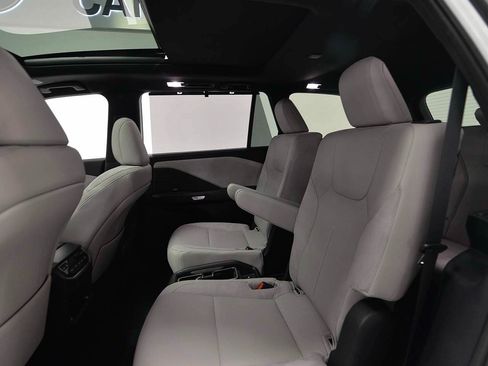 Used 2025 Lexus TX 350 AWD w/ Technology Package image 9