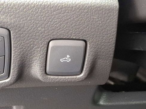 Certified 2023 Ford Ranger Lariat w/ Tremor Off-Road Package image 27