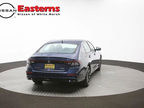 Used 2025 Honda Accord Touring image 39