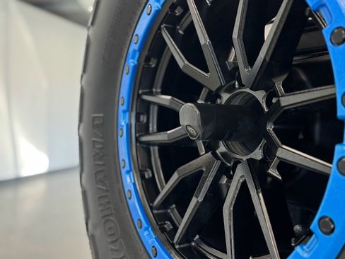 Used 2023 Ford Bronco Wildtrak image 35